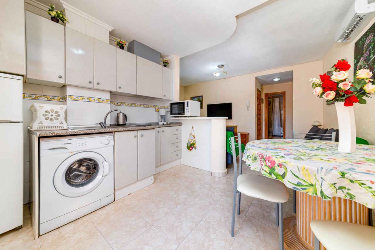 Apartment Studio Relax Torrevieja Eksteriør bilde