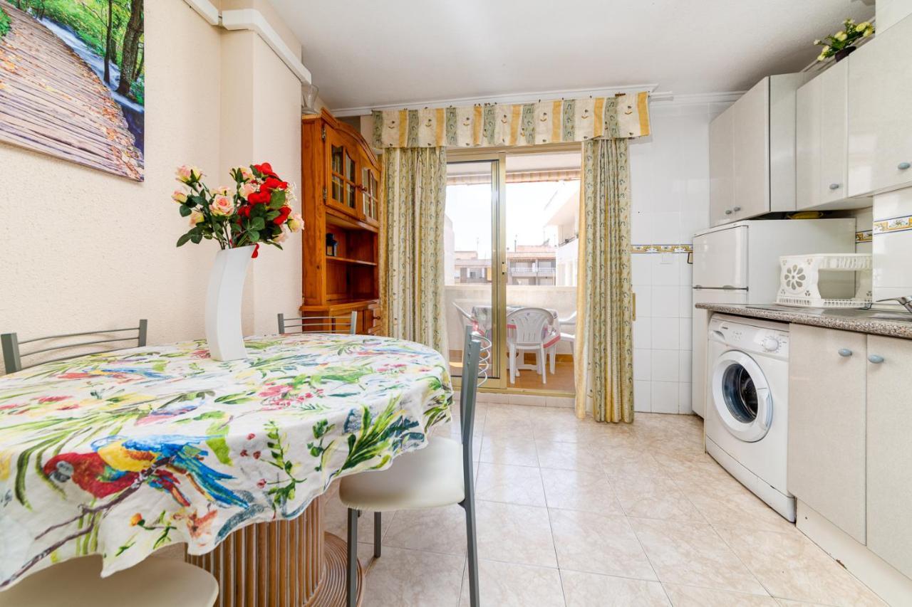 Apartment Studio Relax Torrevieja Eksteriør bilde